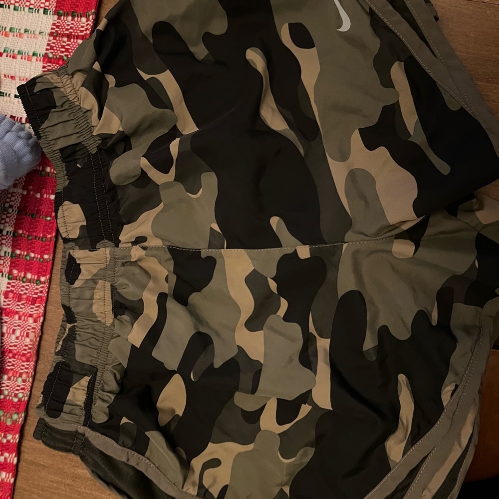 NIKE Camouflage Athletic Shorts- SHIPPING PRICE NOT INCLUDED